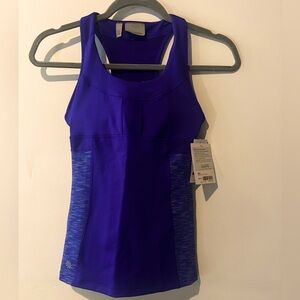 NWT Athleta tank, size XXS.